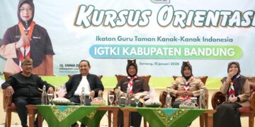 Ketua Kwartir Cabang Kabupaten Bandung Buka Kursus Orientasi Pramuka bagi Kepala TK