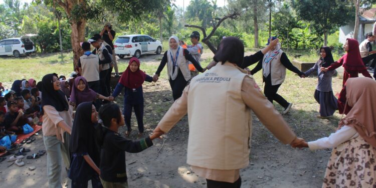 Pramuka Peduli Kwartir Daerah Aceh Bersama DKC Bener Meriah Gelar Trauma Healing untuk Korban Banjir dan Tanah Longsor Aceh