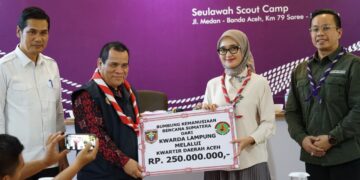 Ketua Kwarda Lampung Serahkan Dana Bumbung Kemanusiaan Sebesar 250 Juta Ke Kwarda Aceh