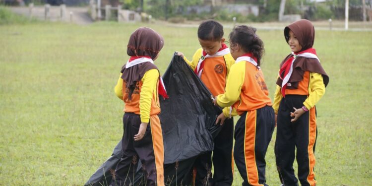 400 Siswa TK Ikuti Kegiatan Gelar Pramuka Pra Siaga Kwarran Kaligondang