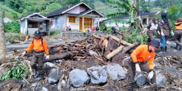 Banjir Bandang Terjang Desa Serang, Kwarcab Purbalingga Terjunkan Personil Bantu Penanganan
