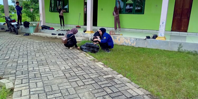 Jelang Ramadhan 1447 H, Pramuka HST Laksanakan Baksos Bersihkan Tempat Ibadah