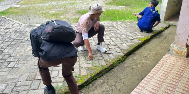 Jelang Ramadhan 1447 H, Pramuka HST Laksanakan Baksos Bersihkan Tempat Ibadah