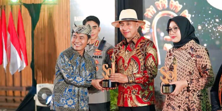 Ketua Kwarda Jatim, Tokoh Pendorong Penguatan Ketahanan Pangan Inovatif, Green Farm Banyuwangi Jadi Model Nasional Pertanian Berkelanjutan