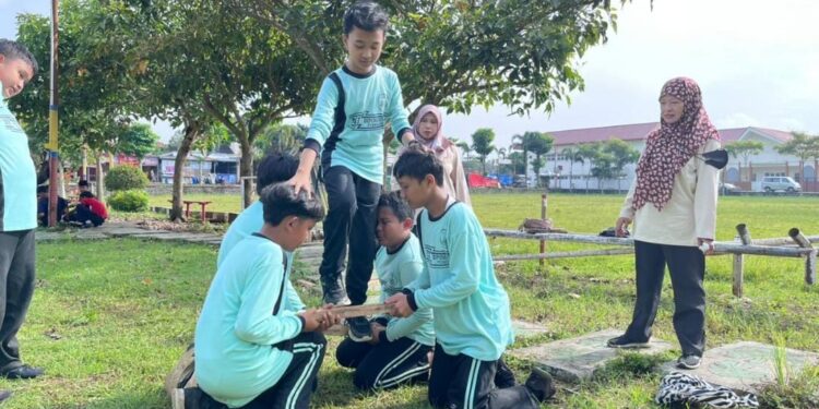 Perjusa MI Diponegoro 1 Purwokerto Lor Latih Kemandirian Pasukan Penggalang