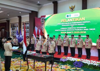 Ketua Kwarnas Lantik Pengurus Mabida, Kwarda, dan LPK Gerakan Pramuka Jawa Timur Masa Bakti 2025–2030 di Grahadi