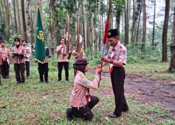 Bambu Runcing di Tangan, Pantang Menyerah di Jalan: Pengembaraan Laksana Penegak SMK Negeri 5 Jember Tempa Jiwa Pemimpin Tangguh