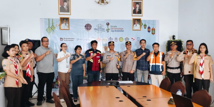 Kapolres Manado Kunjungi Posko Pelayanan Idulfitri 2026, Beri Semangat Anggota Saka SAR