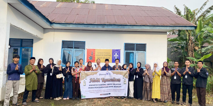 Kwarran Sinjai Selatan Kolaborasi PKBM Pencerdasan Anak Bangsa Adakan Abdi Ramadan 
