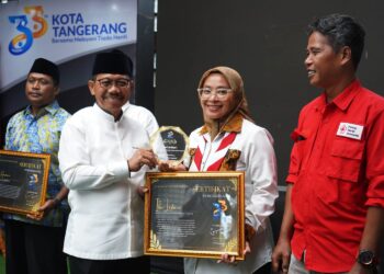 Dua Tokoh Muda Gerakan Pramuka Kota Tangerang Mendapat Penghargaan