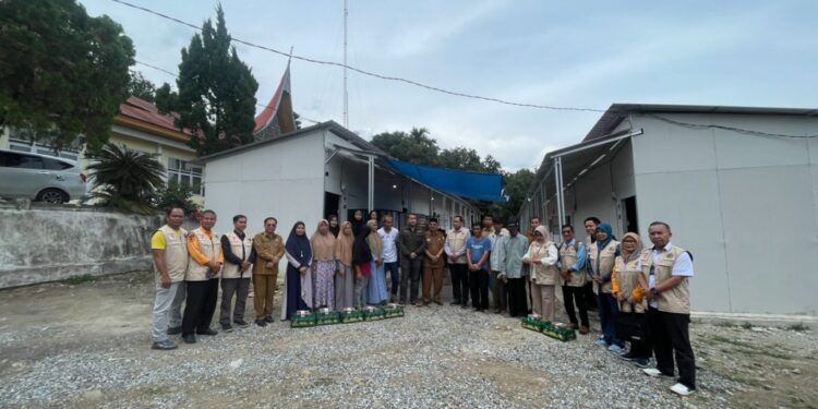 Kwarda Sumbar Salurkan Bantuan Bagi Penyintas Bencana di Huntara Sumpur dan Malalo Pada Bulan Ramadhan