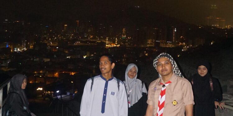 Bendera Pramuka di Gua Hira, Menyusuri Tempat Peristiwa Nuzulul Qur’an