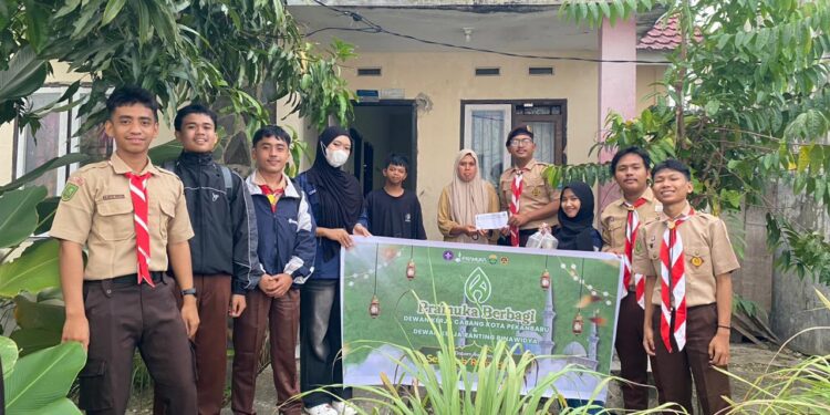 Semarak Ramadhan, DKC Pekanbaru Ajak DKR Gelar Pramuka Berbagi