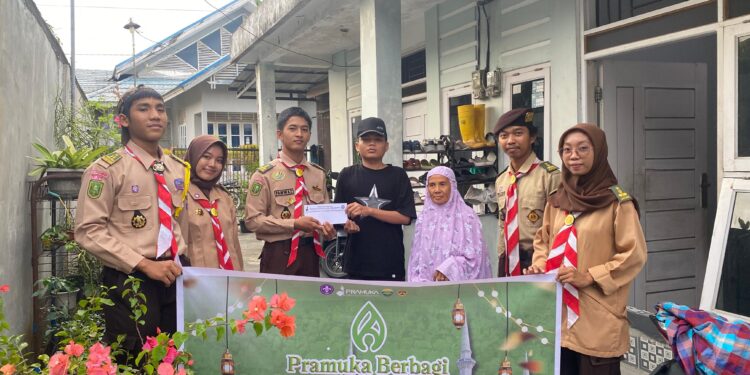 Semarak Ramadhan, DKC Pekanbaru Ajak DKR Gelar Pramuka Berbagi