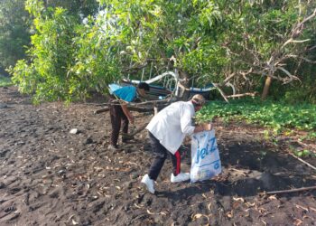 Ambalan Gajah Mada, Tungga Dewi SMK Negeri 1 Abang Gelar Bersih Pantai dan Rekreasi di Amed