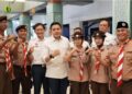 Kunjungi Stasiun Senen, Seskab Teddy Indra Wijaya Sempatkan Sapa Anggota Pramuka Jakarta Pusat