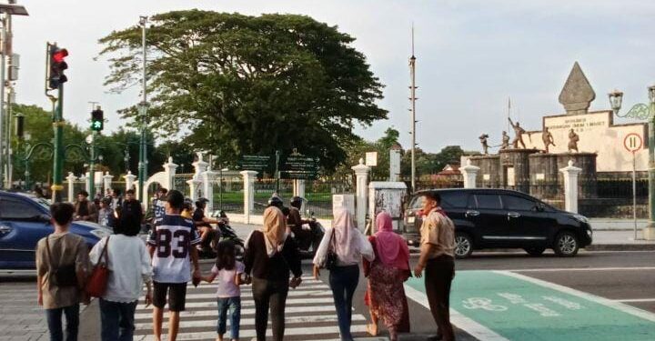 Aksi Nyata Pramuka di Tengah Ramainya Lebaran: Sako SPN Kota Yogyakarta Sigap Layani Masyarakat di Titik Nol