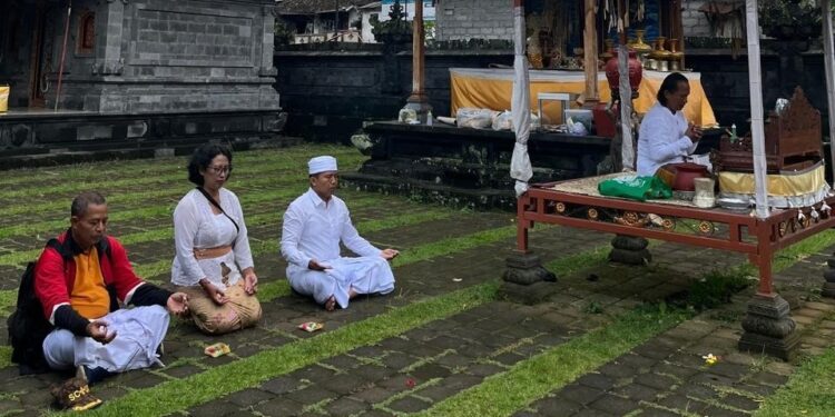 Mohon Restu Alam Semesta: Panitia Rakerda Kwarda Bali 2026 Gelar Matur Piuning di RS Manah Shanti