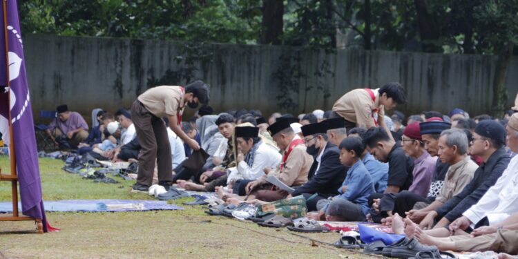 Pramuka Sako SPN Sukses Siapkan Salat Id di Bumi Perkemahan Ragunan, Jamaah Khusyuk dengan Cuaca Cerah