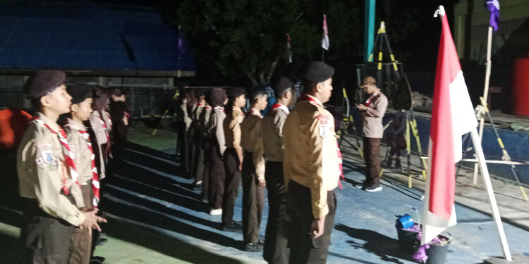 Api Unggun dan Renungan Janji Warnai Pelantikan Penggalang di MTsN 6 Tabalong
