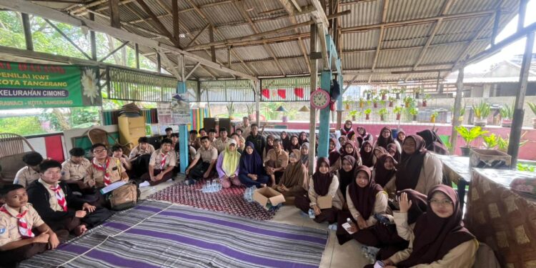 PPM di Saka Bina Sosial, Gudep SMAIT Asy-Syukriyyah Kota Tangerang Kunjungi Kampung Belajar Cimone