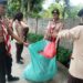 Semangat Pramuka Peduli Kwarran Cileungsi Adakan Giat Bersih-bersih Lingkungan