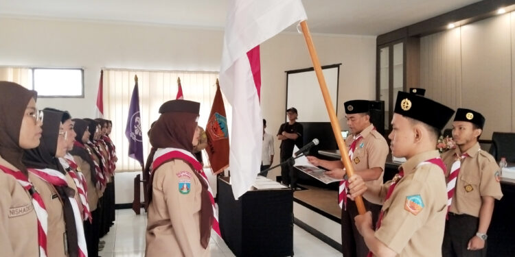 Kepala DP3AP2KB Lantik Pimpinan dan Pamong Saka Kencana Kwarcab Kota Tangerang