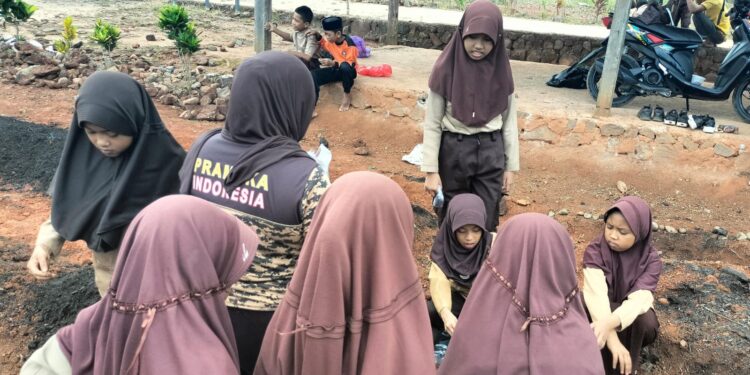 Saka Tarunabumi Patimpeng Dorong Kemandirian Pangan Melalui Stimulus Saprodi di SD Inpres 3/77 Masago