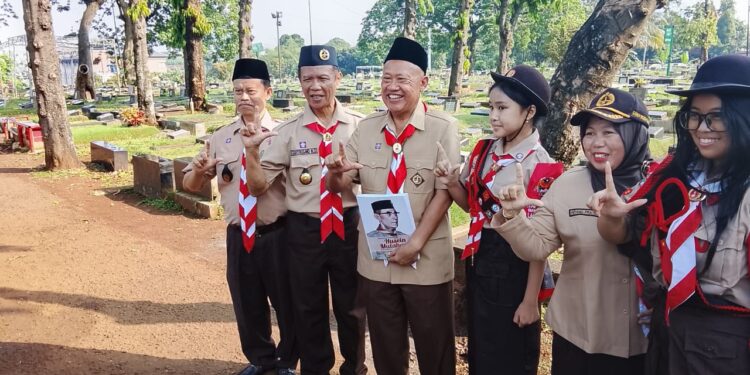 Ziarah di TPU Jeruk Purut, Kwarda DKI Tegaskan Dukungan untuk Husen Mutahar sebagai Pahlawan Nasional