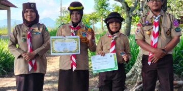 ​Apresiasi Bakti Nyata: Kenduri Saka Tarunabumi Patimpeng dan Penyematan Badge KBL