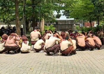 Brigade Penolong 13.02 Ponorogo Gelar Simulasi Gempa Bumi Peringati Hari Kesiapsiagaan Bencana