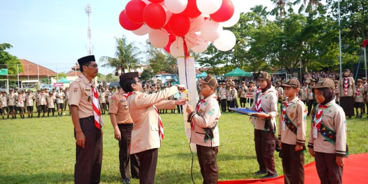 Keseruan Nanda-Nanda Pramuka Siaga Saat Mengikuti Upacara Pembukaan Pesta Siaga Kwartir Cabang Cilacap Tahun 2026