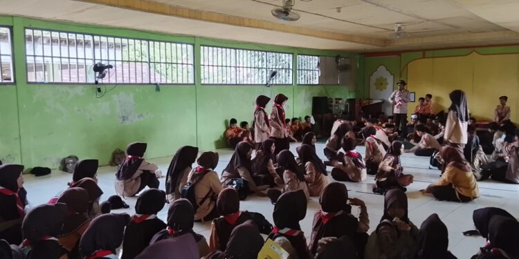 Perkuat Karakter dan Persaudaraan, Pramuka MTsN 6 Tabalong Gelar Latihan Rutin Mingguan
