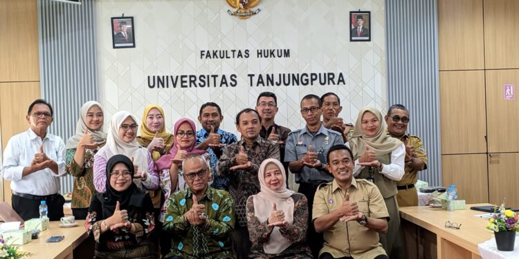 Kwarda Kalimantan Barat berikan paparan pada kegiatan Konsultasi Publik rancangan perubahan Undang-undang Gerakan Pramuka