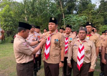 Gelar Pelantikan Dialam Terbuka, Ketua Kwarcab Lampung Timur Titipkan 4 Pesan Strategis Untuk Kwarran Labuhan Ratu