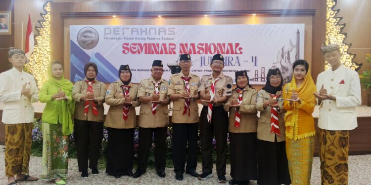 Peraknas Gelar Semnas Jumbira, Dua Pembina Rintisan Saka Patriot Kwarcab Kota Tangerang Hadir di Surabaya