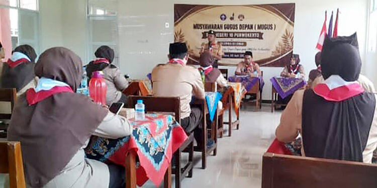 Berjalan Lancar, Mugus SMPN 10 Purwokerto Hasilkan Program Kerja Baru untuk Kemajuan Pramuka Banyumas