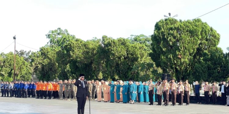 Pramuka Kota Medan Ikuti Ziarah Rombongan dalam rangka Peringatan HUT ke-436 Kota Medan di Taman Makam Pahlawan Bukit Barisan.