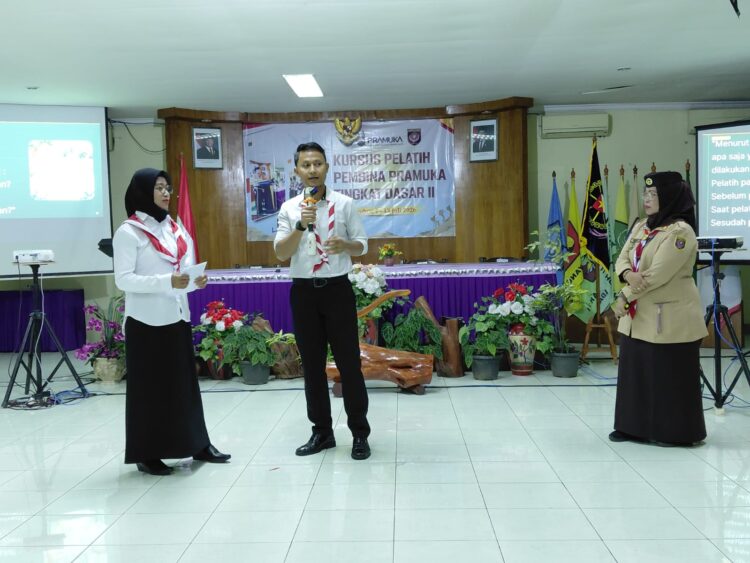 Kwarcab Banyumas Kirim Tiga Pembina Ikuti Kursus Pelatih Dasar Nasional