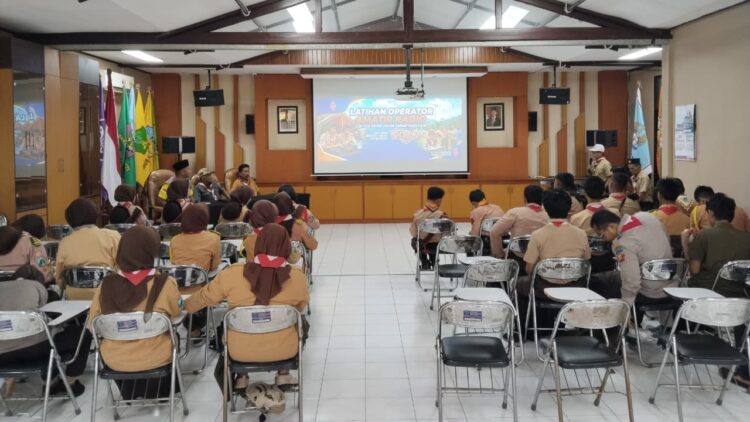 Kwarda Jatim Selenggarakan Pelatihan Operator Radio Amatir, Siapkan Pramuka Hadapi Special Event Station Hari Pramuka 2026