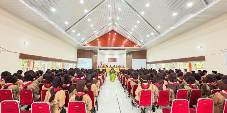 Kursus Pembina Pramuka Mahir Tingkat Dasar Golongan Penggalang PGSD Bone FIP UNM Di Buka Secara Resmi