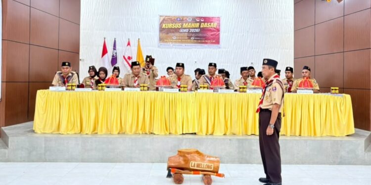 Kursus Pembina Pramuka Mahir Tingkat Dasar Golongan Penggalang PGSD Bone FIP UNM Di Buka Secara Resmi