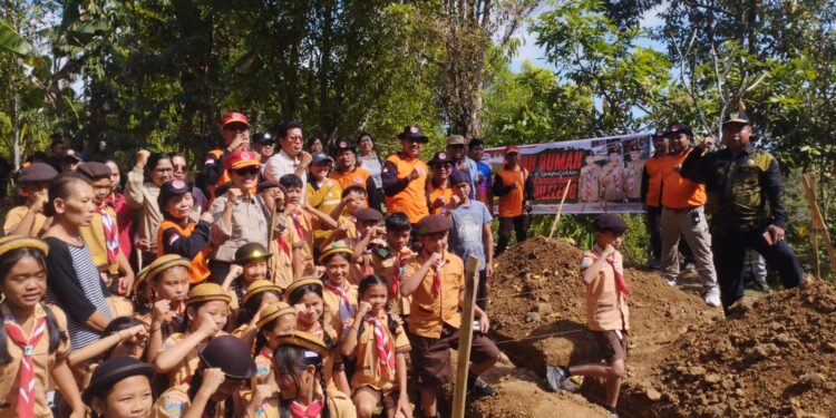 Bedah Rumah Pramuka Buleleng Kembali Bergulir,  Bangun Rumah Layak Huni di Banyuseri dan Patemon