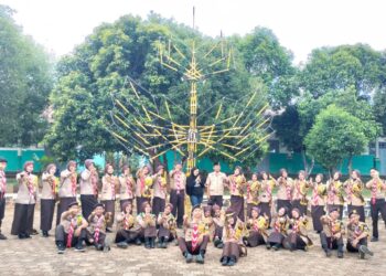 Semangat Persaudaraan dan Pengabdian Menggema dalam Peringatan Hari Lahir Ambalan Tomau ke-XX di SMAN 19 Bone.