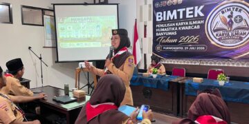 Kwarcab Banyumas Gelar Bimtek Penulisan Ilmiah bagi Pembina Pramuka