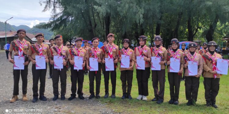 Ketua Gerakan Pramuka Kwarcab Aceh Selatan, Lantik 12 Pramuka Garuda Tingkat Penggalang Se- Kabupaten Aceh Selatan