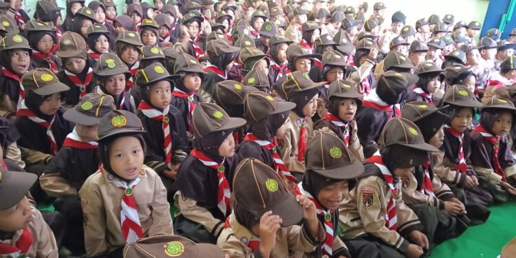 MI Ma’arif NU 1 Dawuhan Wetan Kedungbanteng Sambut Siaga Baru Melalui Persari Ceria