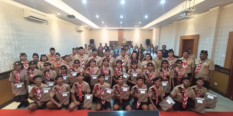 Kwarcab Denpasar Kukuhkan 21 Pramuka Garuda Golongan Penggalang Tahun 2026