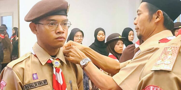 Pelantikan 11 Pandega Perdana KBRI Kairo, Pembina: “Ini Transfer Spirit”