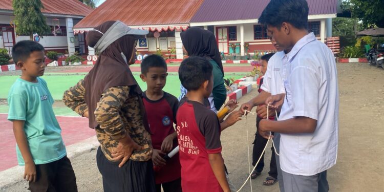 Semangat Bagi Skill, Penegak Ambalan Tomau Ikhtiar Cetak Penggalang Tangguh di SD Negeri 252 Massila